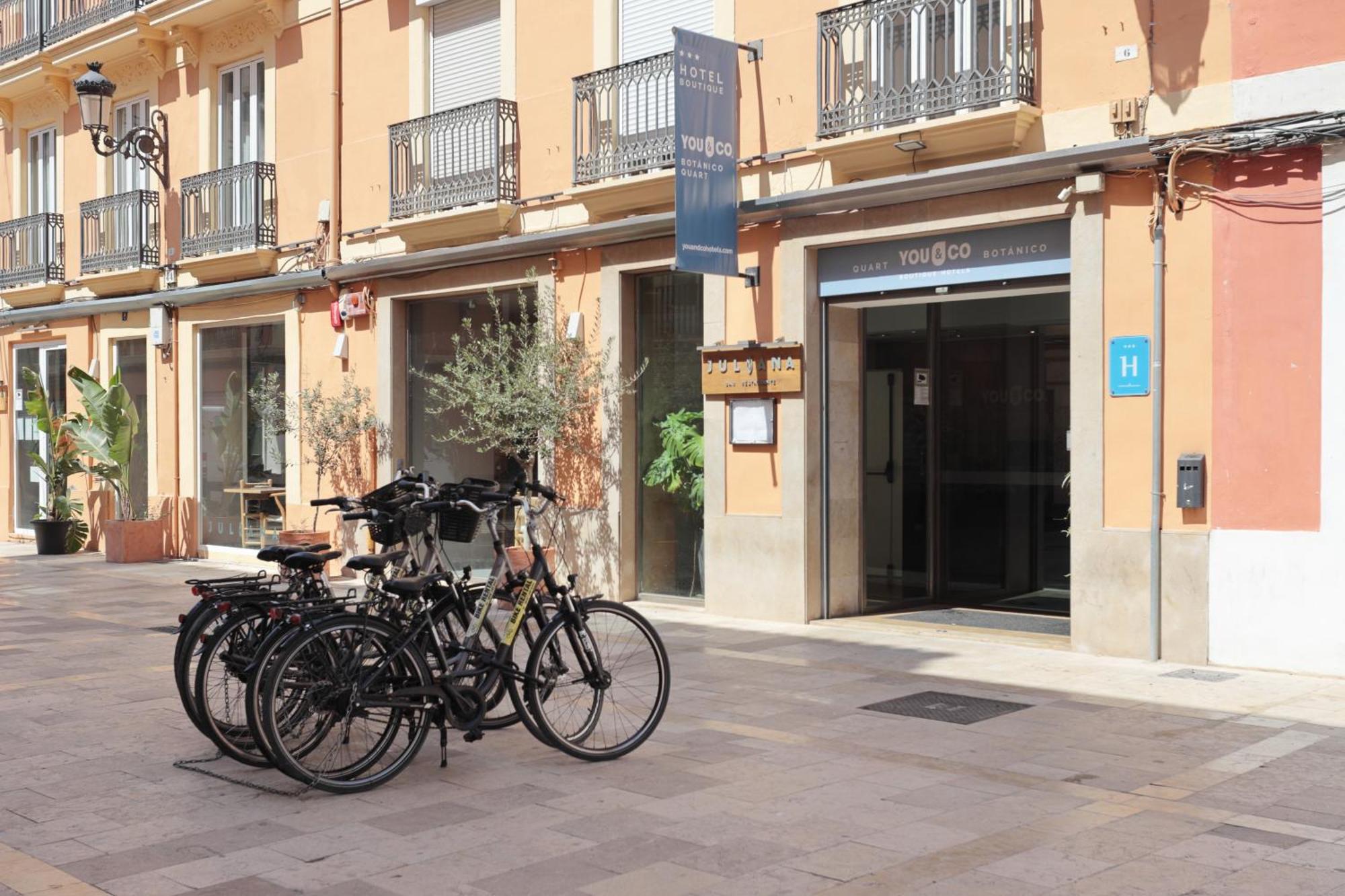 You & Co. J. Botanico Boutique — Photos 1